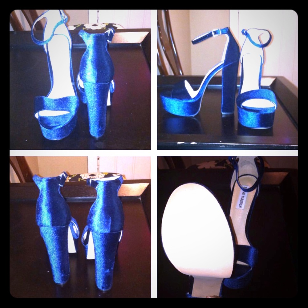 Steve Madden Gonzo in blue velvet